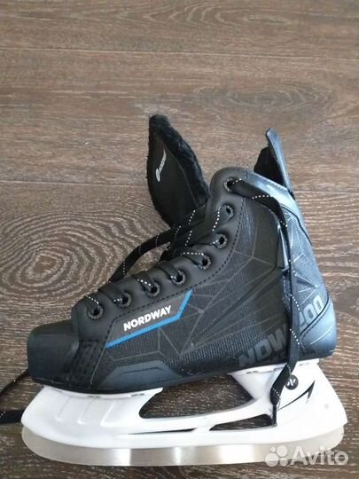 Коньки хоккейные 38 размер