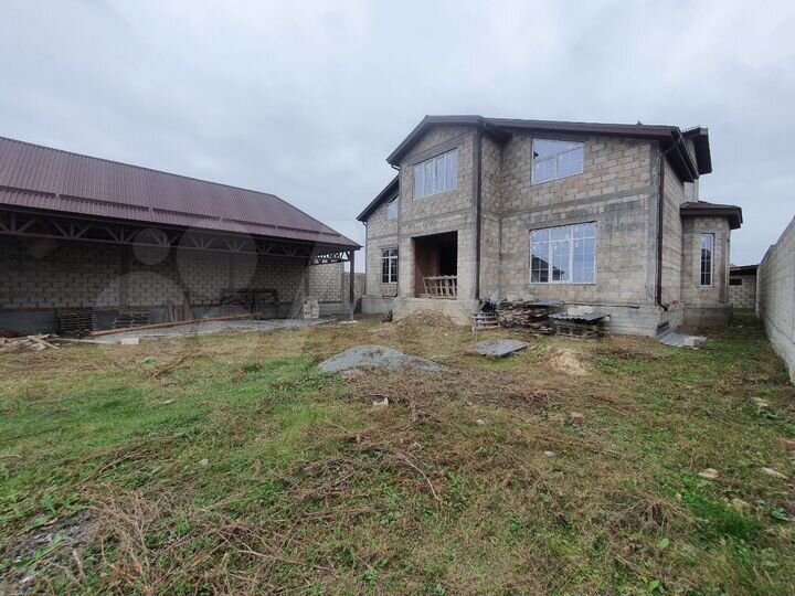 Дом 420,5 м² на участке 16 сот.