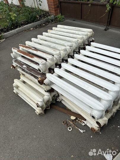 Батарея чугунная