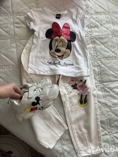 Продам пакетом детские вещи