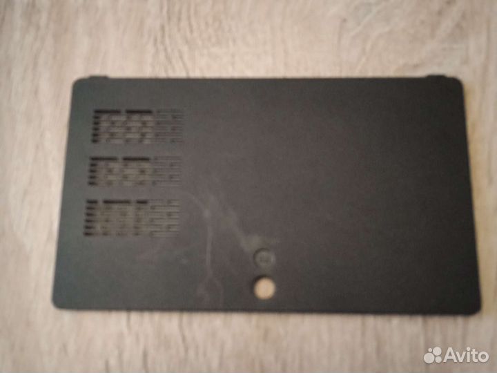 Крышка поддона Toshiba satellite C650-14E