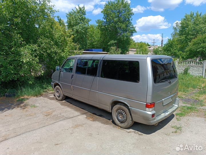 Volkswagen Multivan 2.5 AT, 2000, 100 000 км