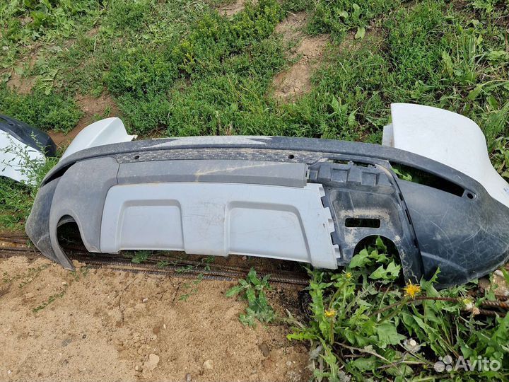 Бампер задний Land Rover Range Rover Evoque 2012