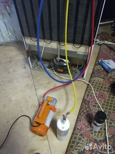 Ремонт холодильников / чacтный мacтep