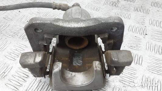 Суппорт тормозной задний правый toyota camry V50