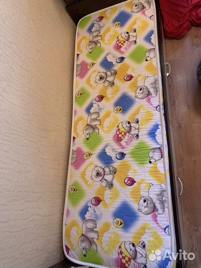 Кровать трансформер с маятником