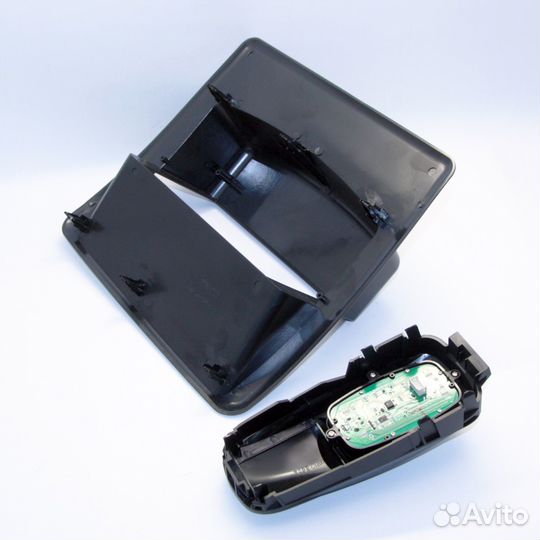 Штатная магнитола для Lexus CT 200H LeTrun 4606-44