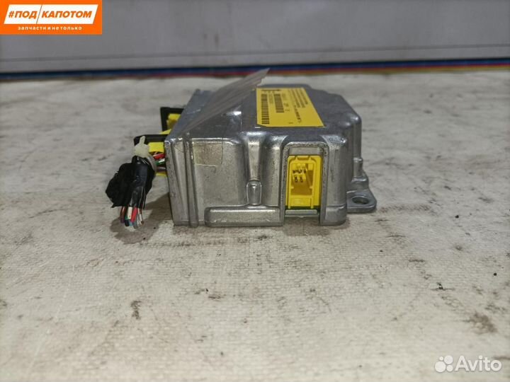 Блок управления подушками безопасности Mitsubishi