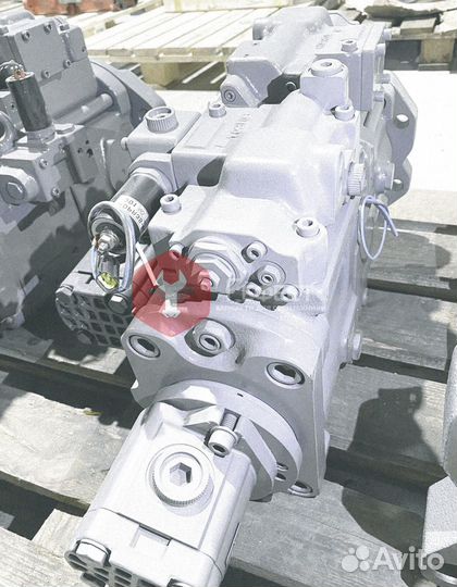 Гидравлический насос Hitachi ZX160W