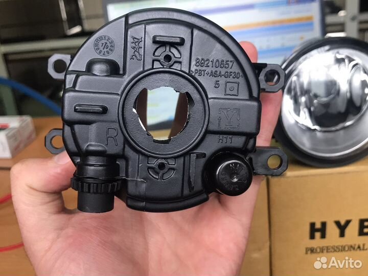 Противотуманки на toyota camry 50