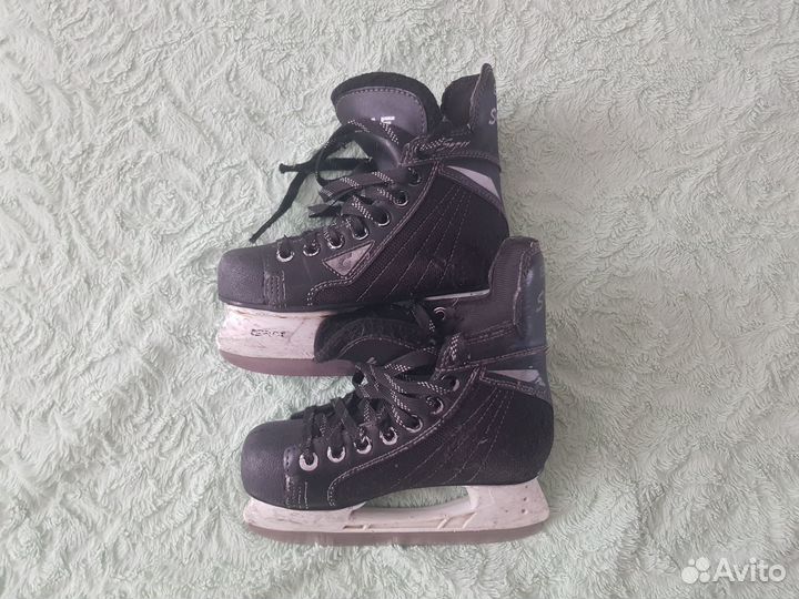 Коньки хоккейные детские