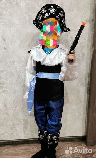 Продам костюм пирата на рост до 128.на фото у маль