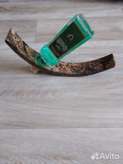 Декоративная,деревянная подставка под бутылку