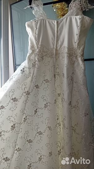 Свадебное платье 46 48