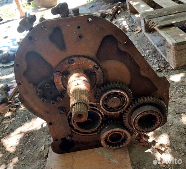 Запчасти на погрузчик