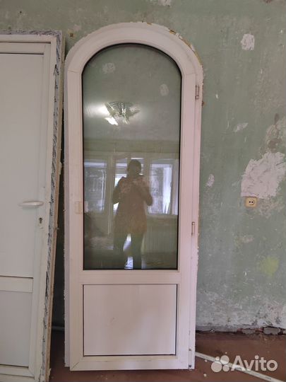 Двери пластиковые бу