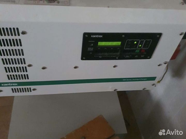 Инвертор Xantrex SW3024