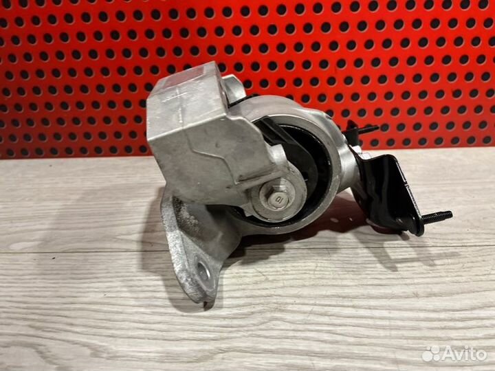 Подушка двигателя Toyota Rav 4 XA50 2021