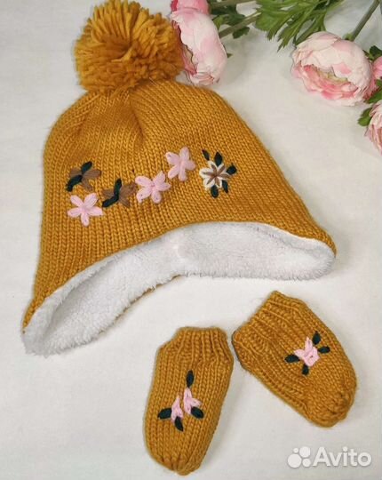 Комплект шапка, шарф новые Англия 1-2 г