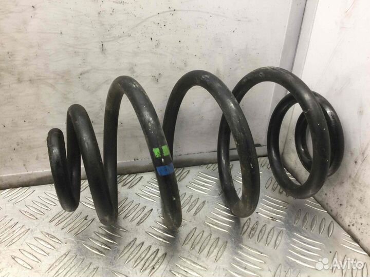 Пружина задняя Volkswagen Passat Akn