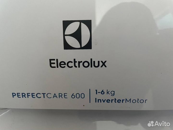 Стиральная машина Electrolux в идеальном состоянии