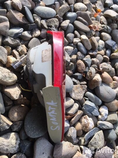 Hyundai Sonata YF фонарь задний с крышки правый