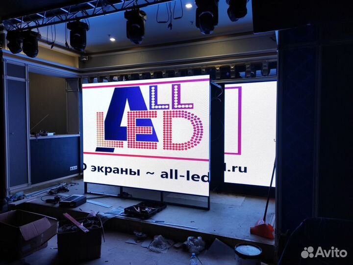 Светодиодный экран для помещения 384*288см