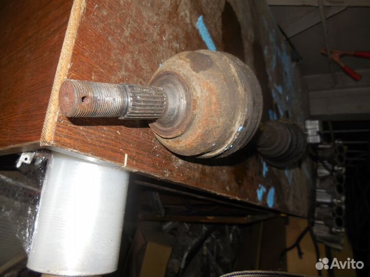 Полуось передняя левая для Citroen C5