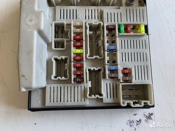 Блок предохранителей Renault Megane 2 / Scenic 2