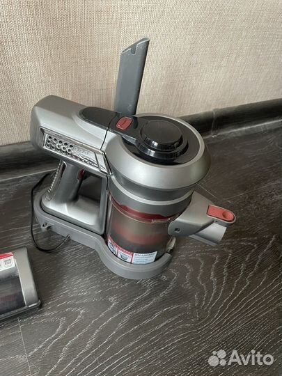 Пылесос redmond RV-UR359