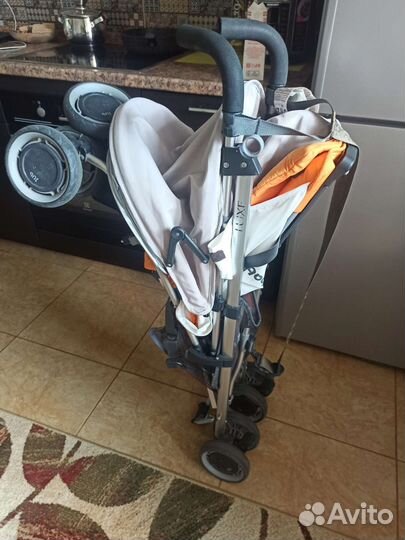 Коляска трость