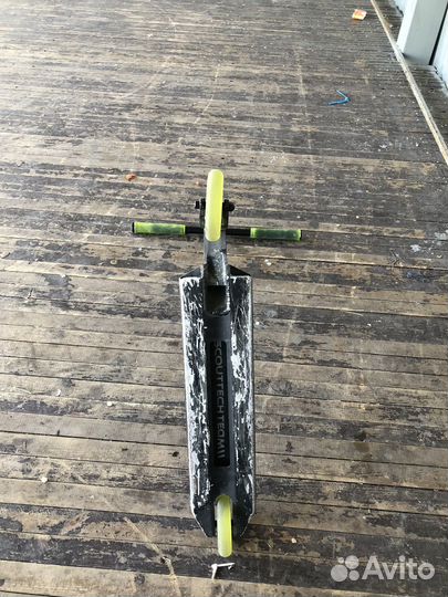 Трюковой самокат tech team scoot черно-зеленый