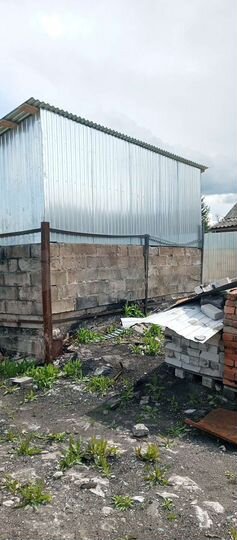 Дом 25 м² на участке 20 сот.