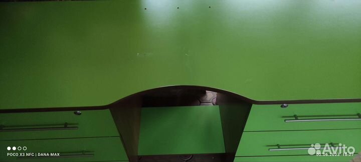 Письменный стол