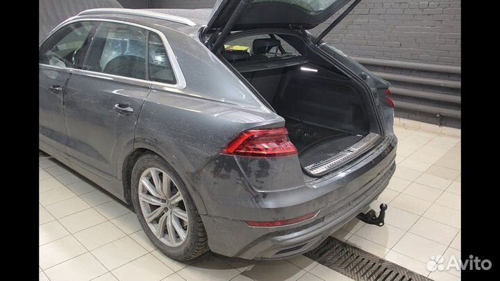 Фаркоп для audi Q8