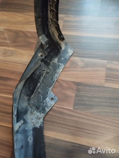 Бампер передний нижняя часть с решёткой