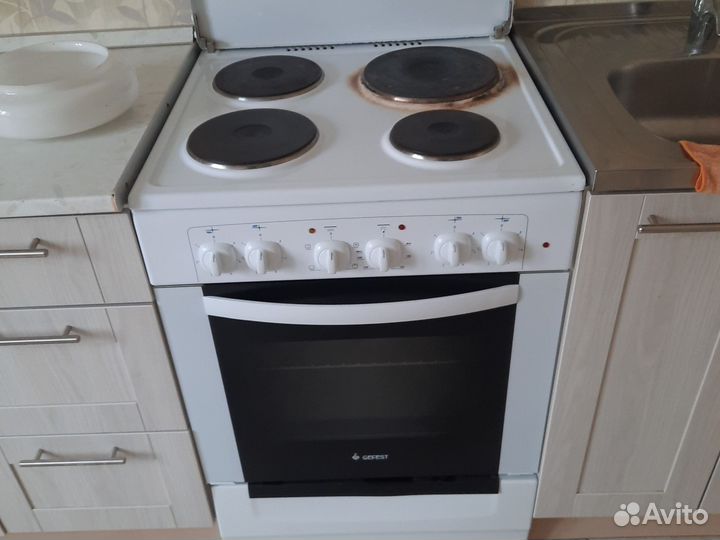 Плита электрическая 4 конфорки духовка