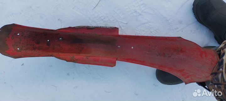 Заднее крыло для