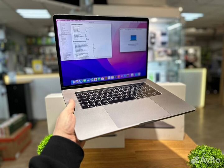 Apple MacBook Pro A1707 