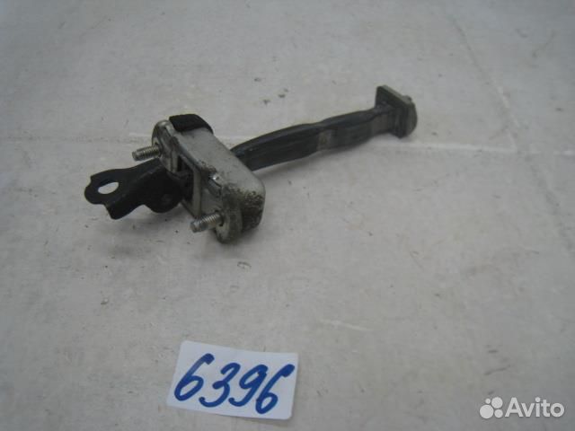 Ограничитель двери Nissan Tiida C11