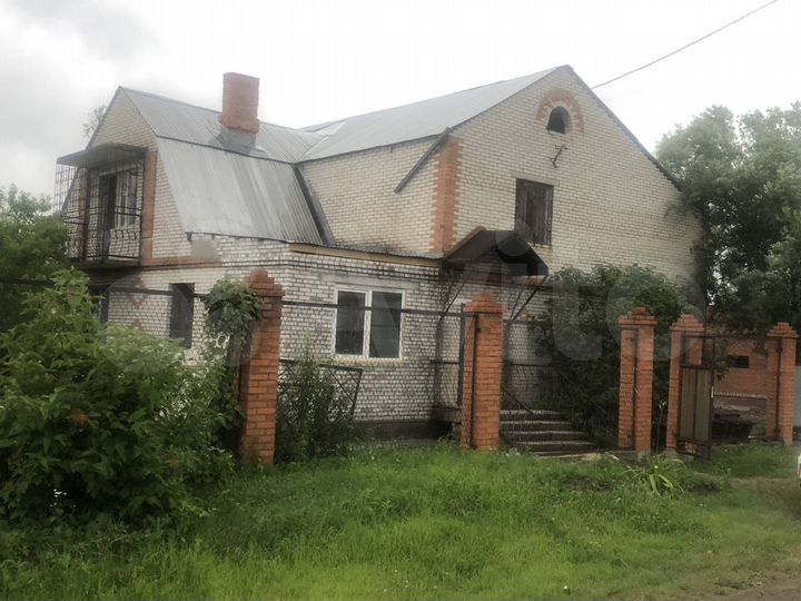 Дом 201 м² на участке 10 сот.