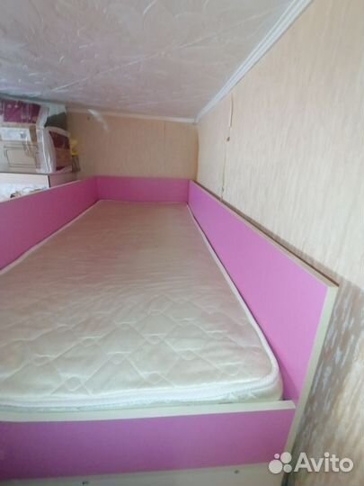 Кровать - чердак для девочки