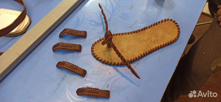 Мастер по ремонту обуви, чемоданов, зонтов, часов