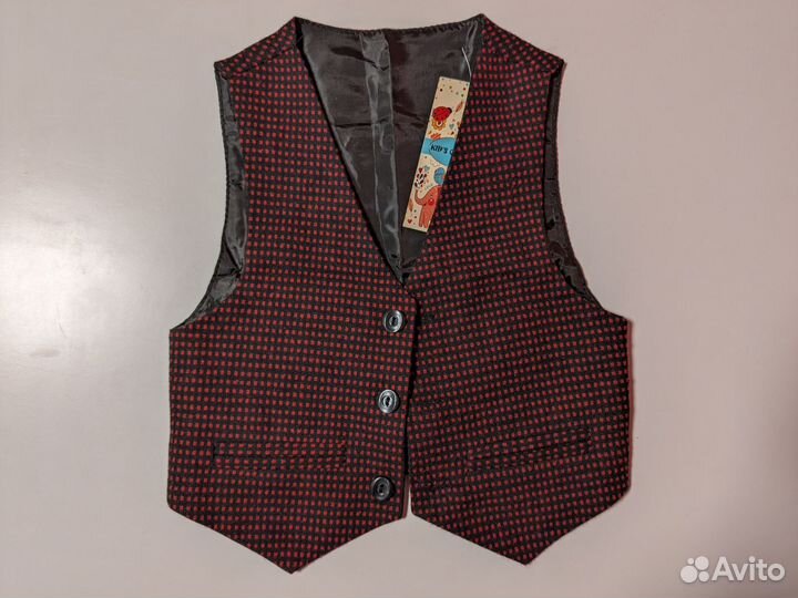 Жилетка для мальчика с галстуком 92