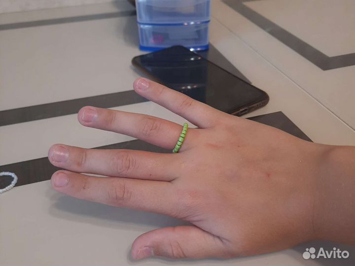 Украшенияиз бисера