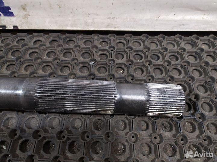 42538335 Полуось с блокировкой