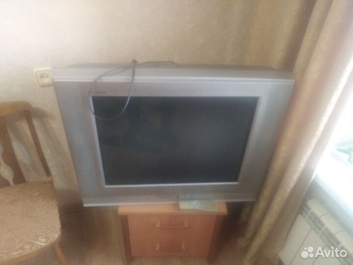 Продам телевизор