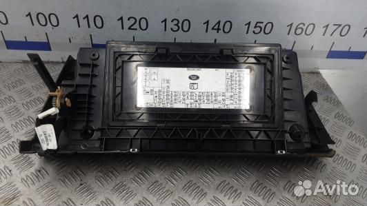 Бардачок (вещевой ящик) land rover range rover 3