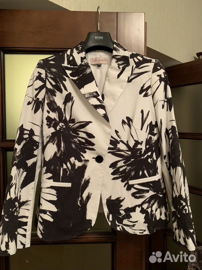 Жакет женский