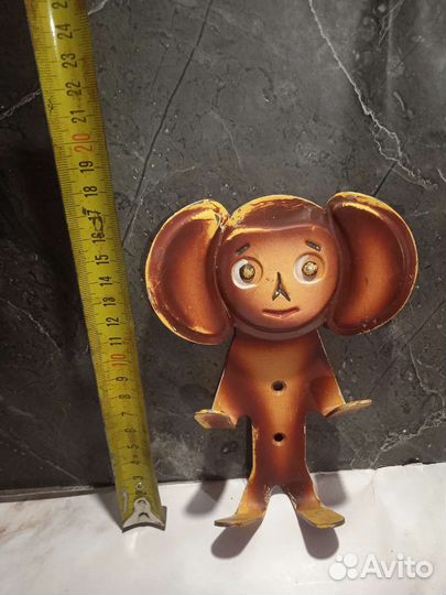 Вешалка настенная СССР Чебурашка